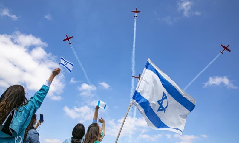 Independence day flyover