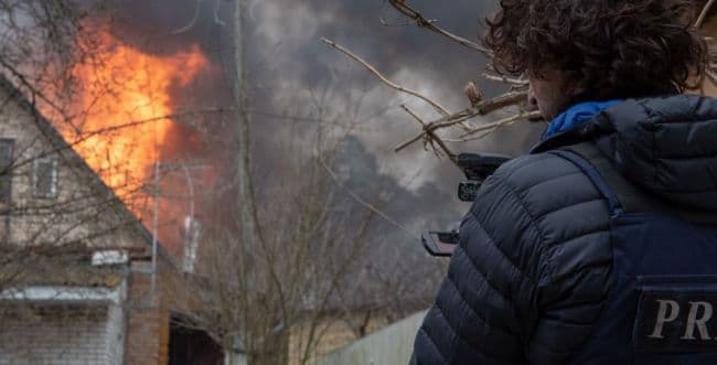 Photo: Courtesy of "Uvda"