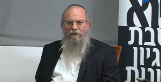 Photo: YouTube/Cafe Shapira FCS forum