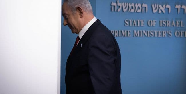 Who goes in when he goes out? Answers are divided.