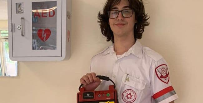 Saved his friend, volunteer Guy Alon