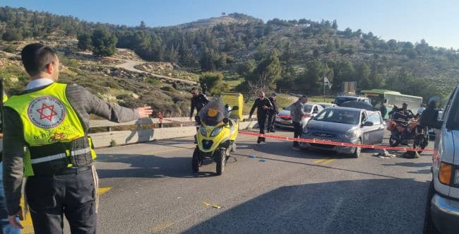 Shooting attack on Route 1