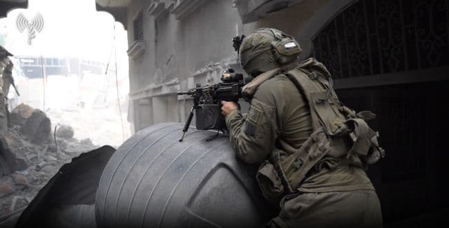 IDF soldier in Zeitoun