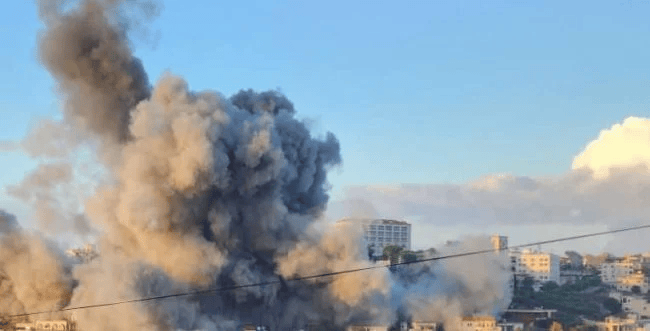 Photo: Arabic networks