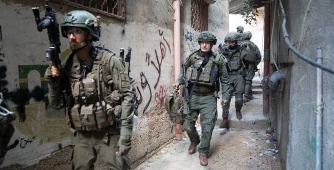 IDF forces operate in Nur Shams