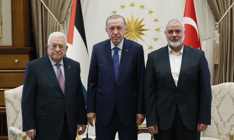 Erdogan with Mahmoud Abbas and the defunct Ismail Hanniye