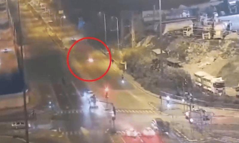 Throwing of a molotov cocktail