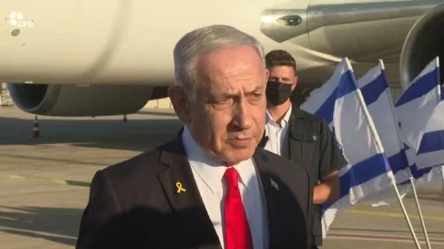 Netanyahu Before Takeoff