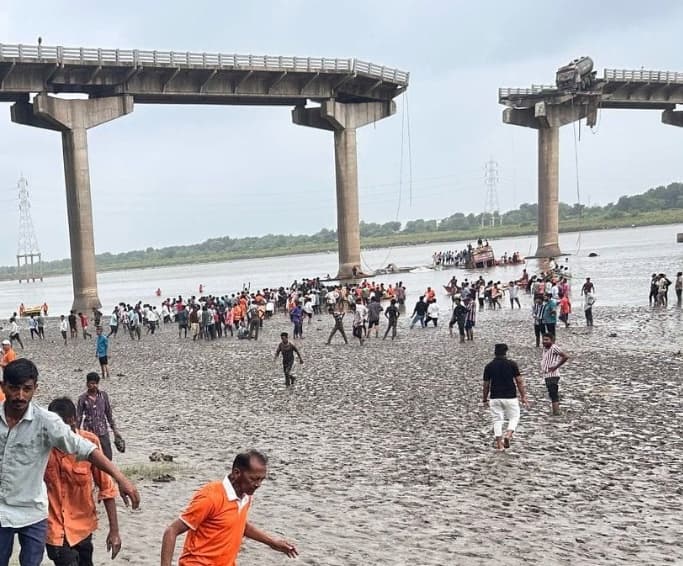 Bridge Collapse in Gujarat, India