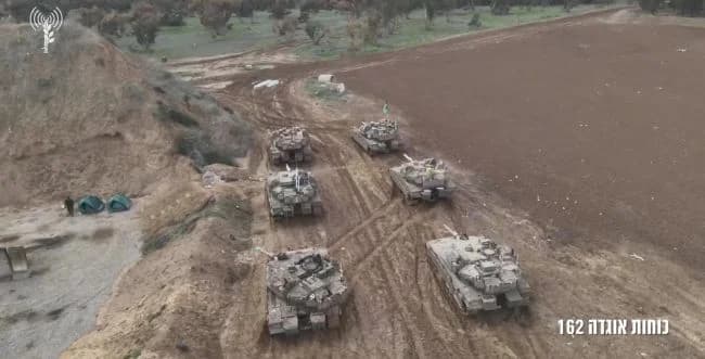 Forces of the 162nd Division.