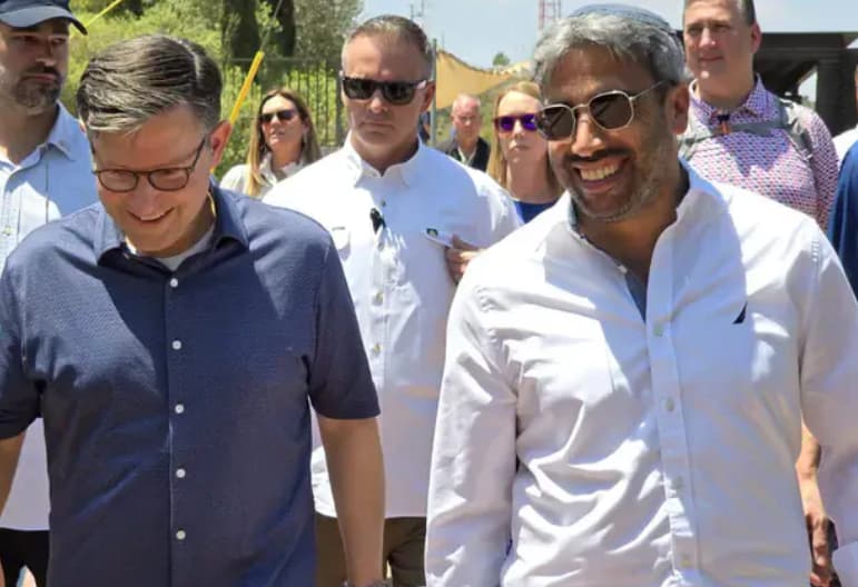 Speaker Mike Johnson in Ariel with Mayor Yoni Stabone