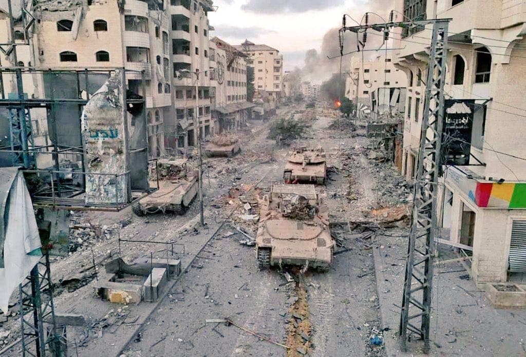 IDF tanks advance into Gaza City