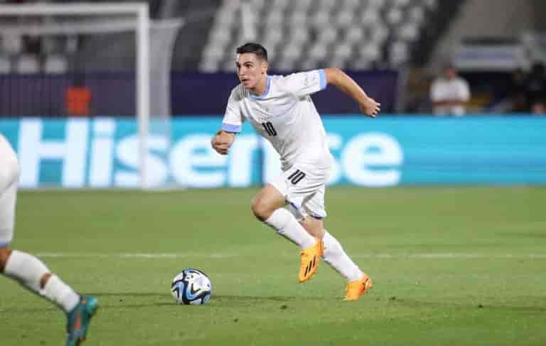 Oskar Gloch, will also play in the Champions League background