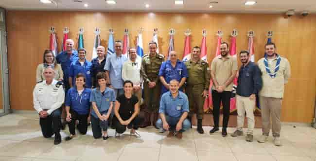 The Chief of Staff with the heads of the youth movements background