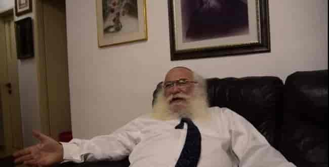 Rabbi Issachar Wasserlauf background
