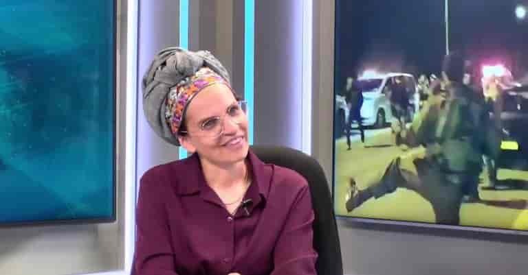 Yael Shevach background