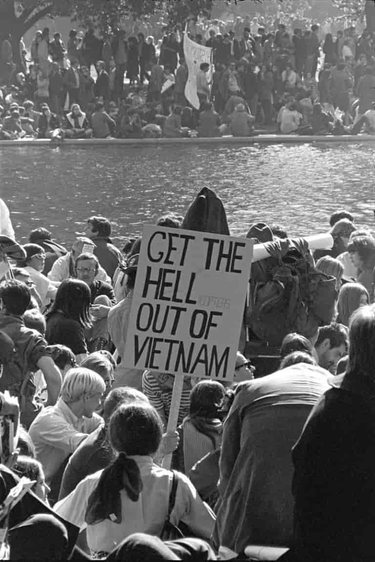 Vietnam War protestors background