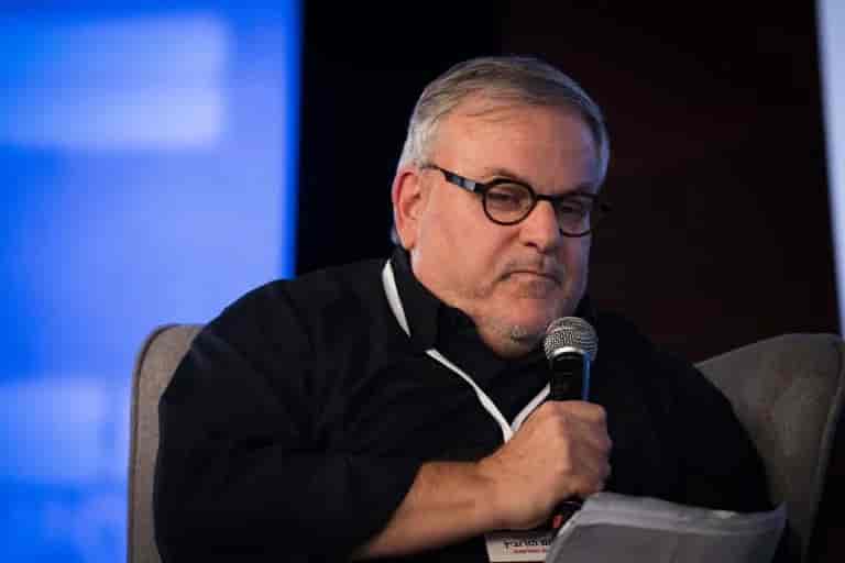 Menachem Horvitz, Dedi's close friend background