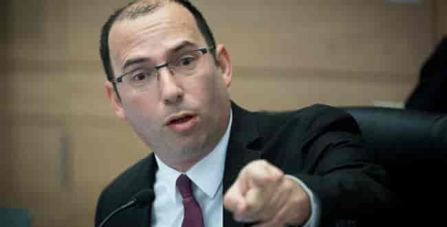 Photo: Yonatan Sindel, Flash 90 background