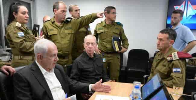 Photo: Amos Ben Gershom/Government Press Office background