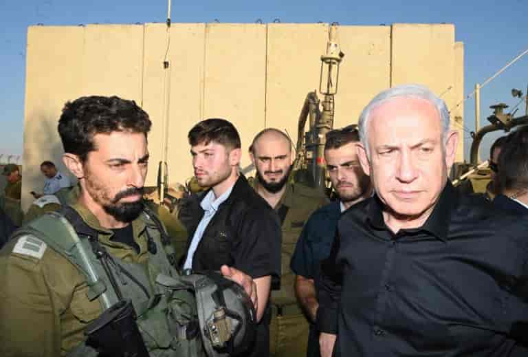 Photo: Haim Tzach/GPO background