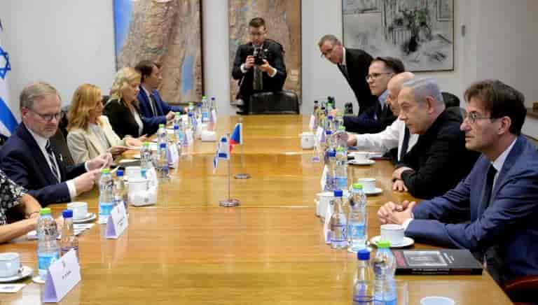 The meeting with the Czech officials background