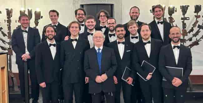 Choir of the Great Synagogue in concert in Austria background