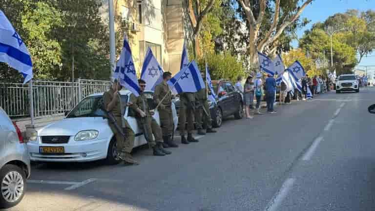 Photo: Reuven Cohen, Haifa Municipality background