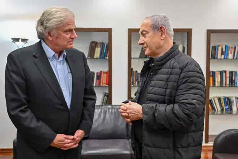 Netanyahu with the evangelical priest background