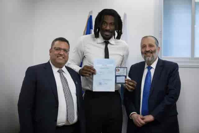 Amar'e Stoudemire receives Israeli citizenship background