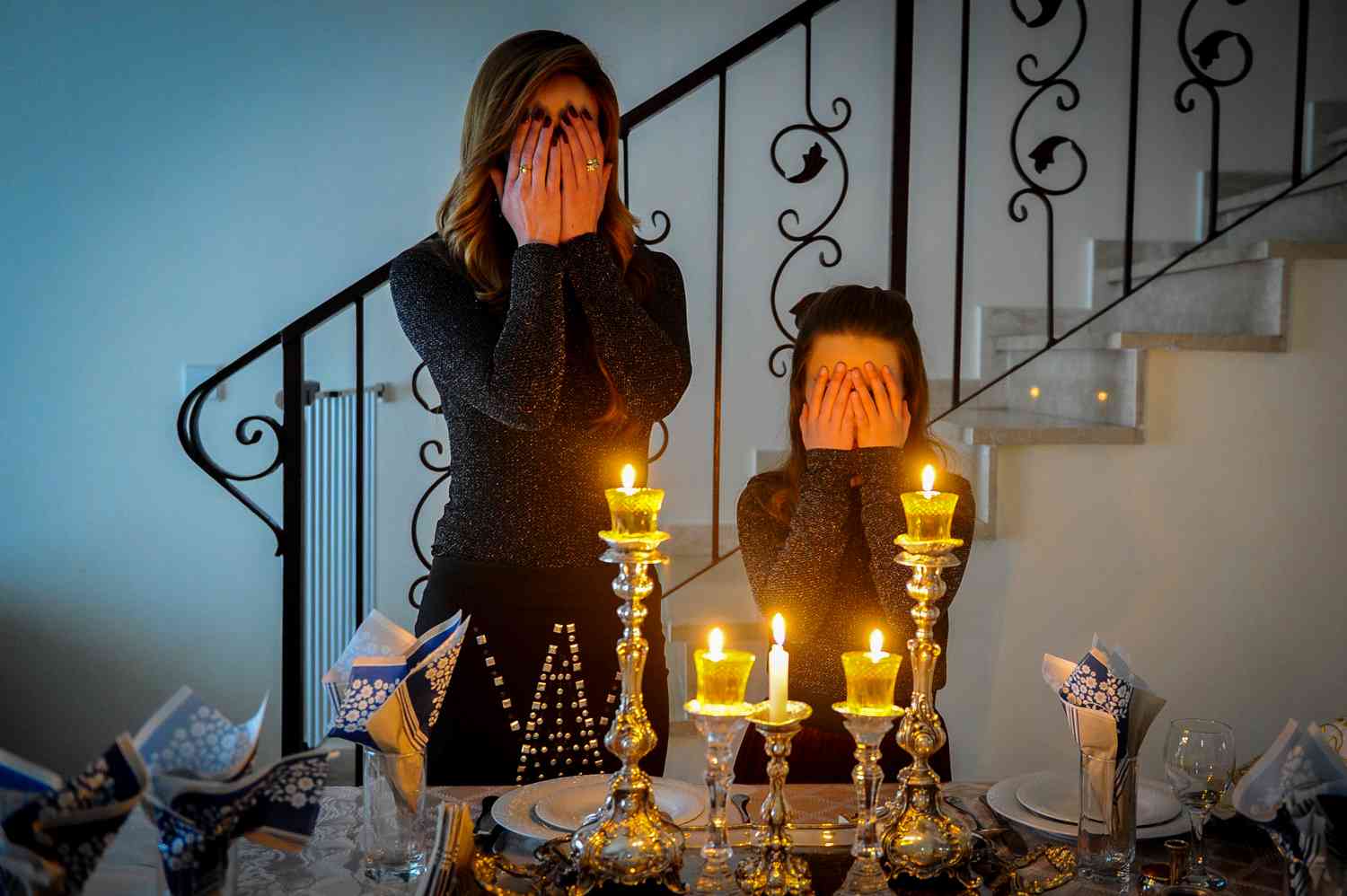 Shabbat Candle-Lighting background