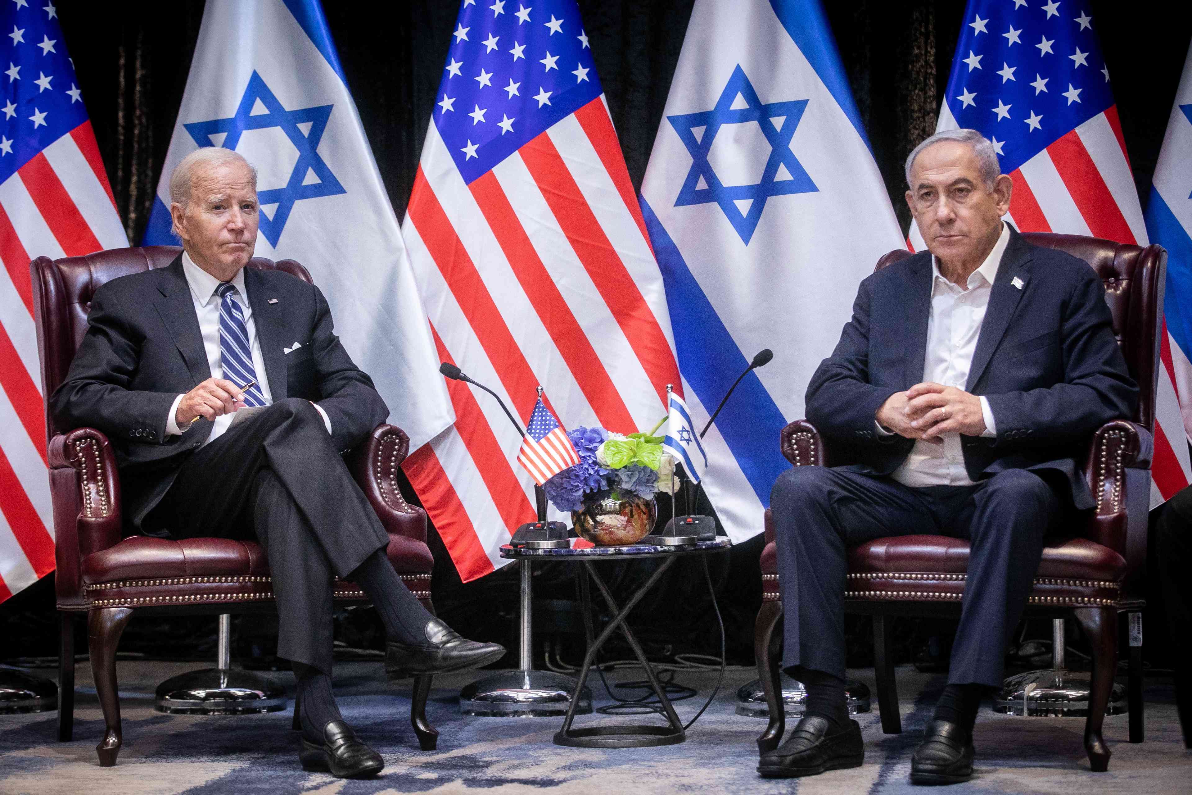 Israeli Prime Minister Netanyahu meets US President Biden in Tel Aviv, 2022 background