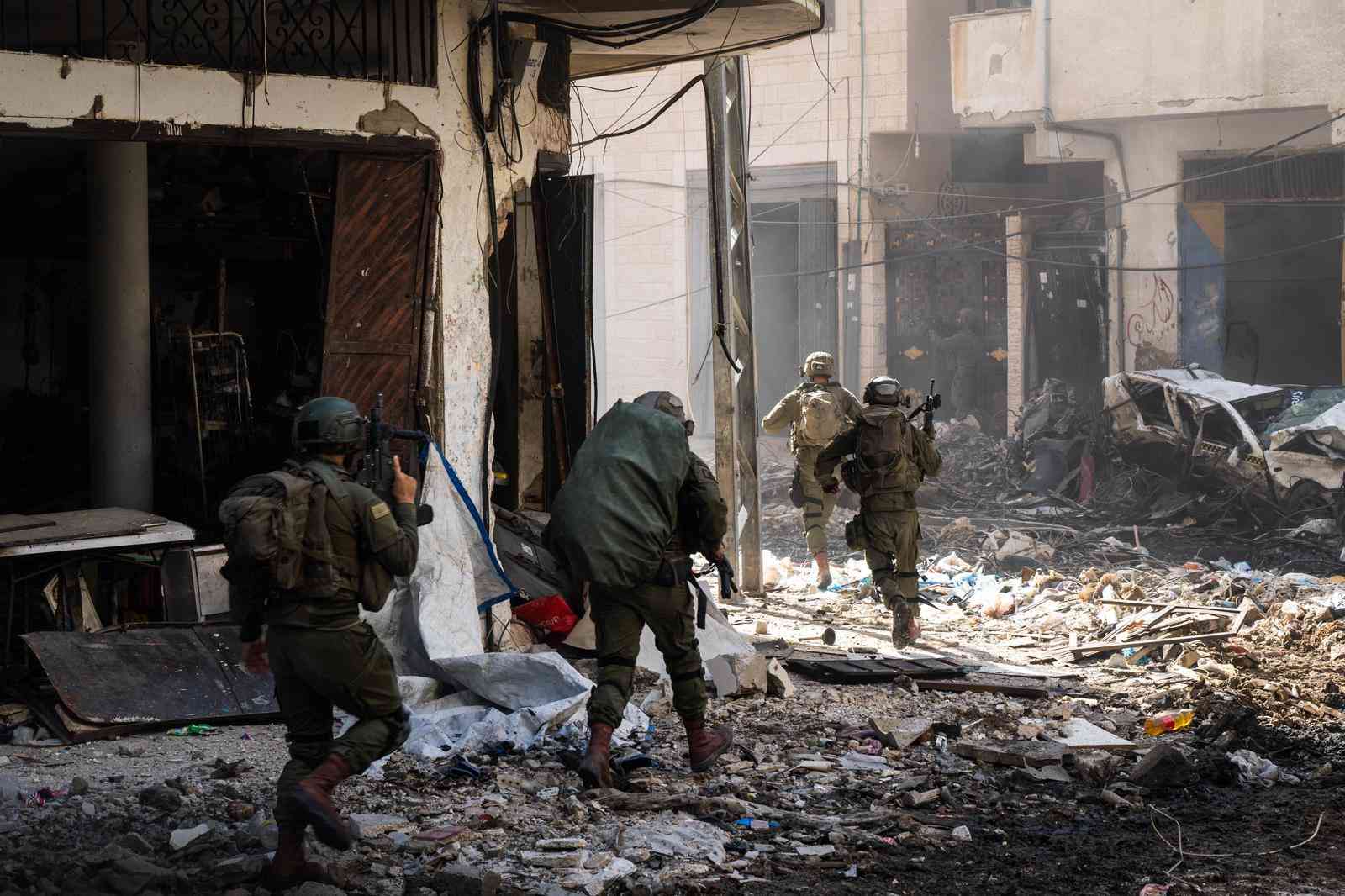 IDF commando raid in Gaza background