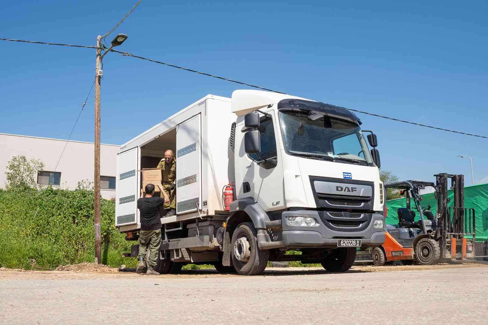 Handling stored equipment in the IDF. background