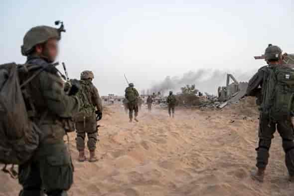 IDF forces in Rafah. background