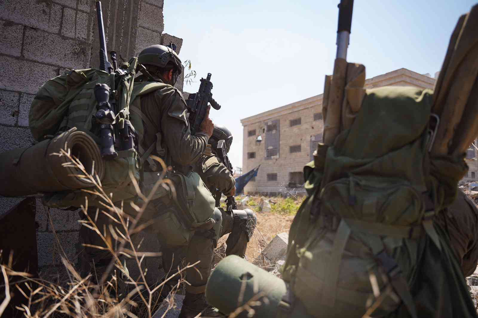 IDF forces in the Gaza Strip. background