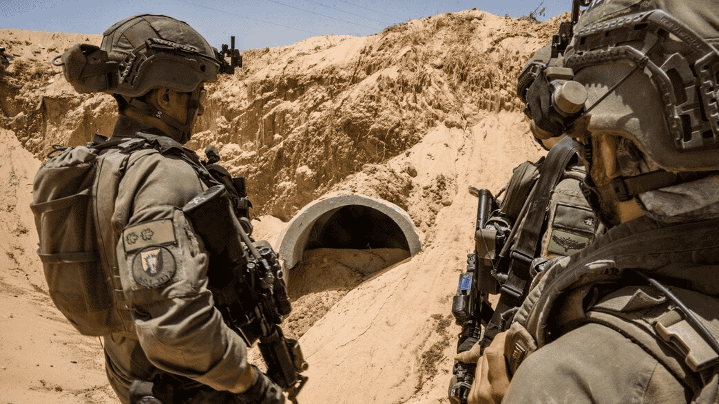 Photo: IDF spokesperson  background