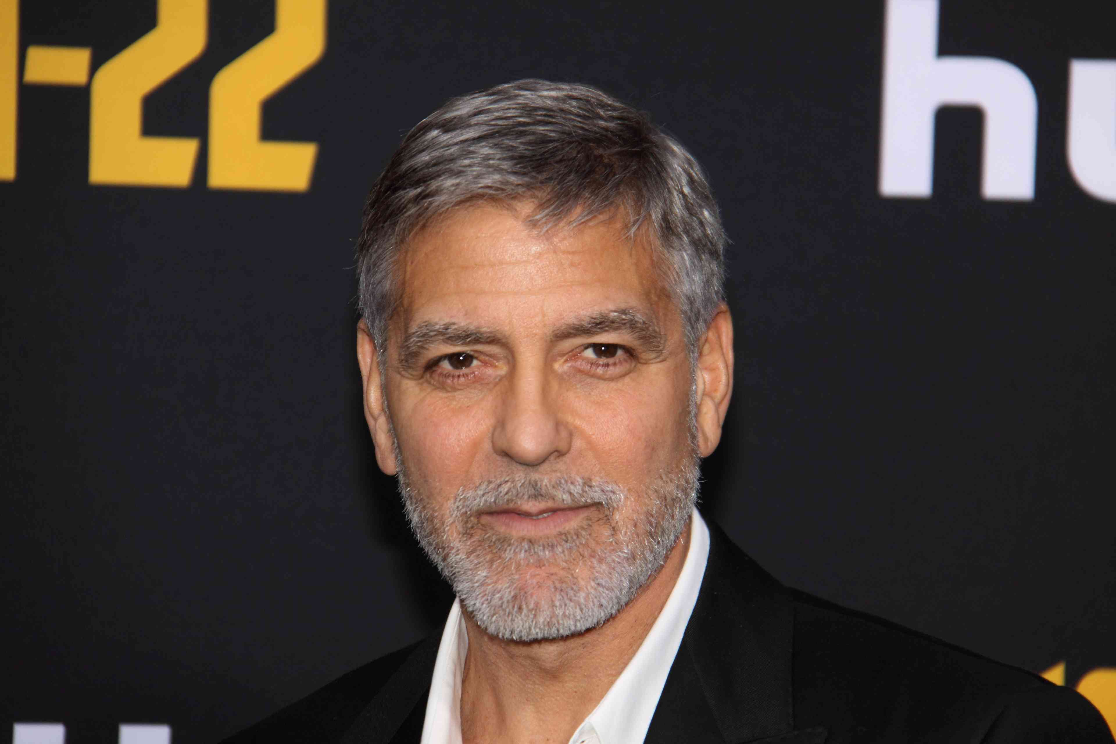 George Clooney. background