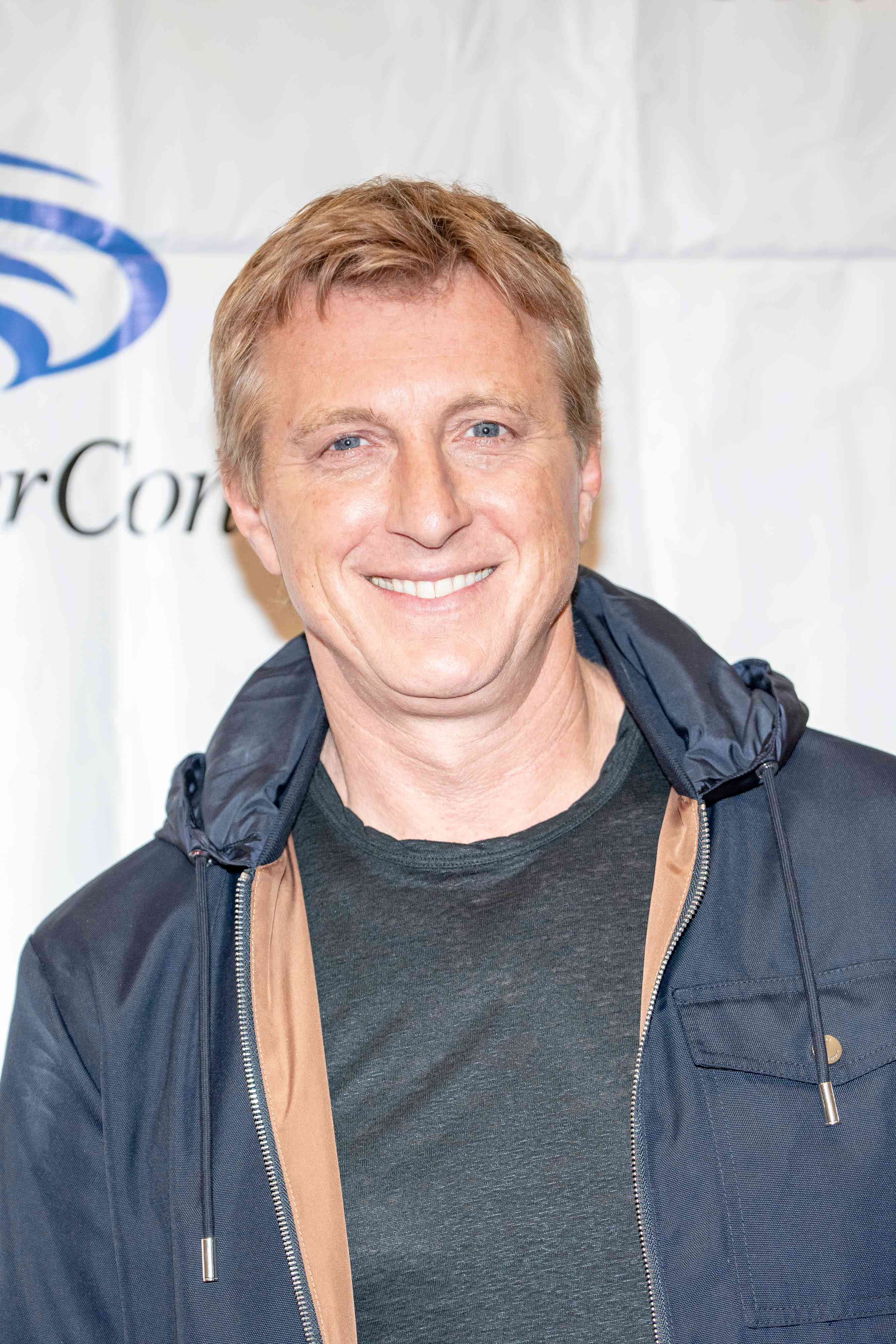 William Zabka at Comic Con background