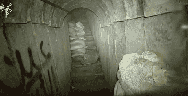 Hamas tunnel background