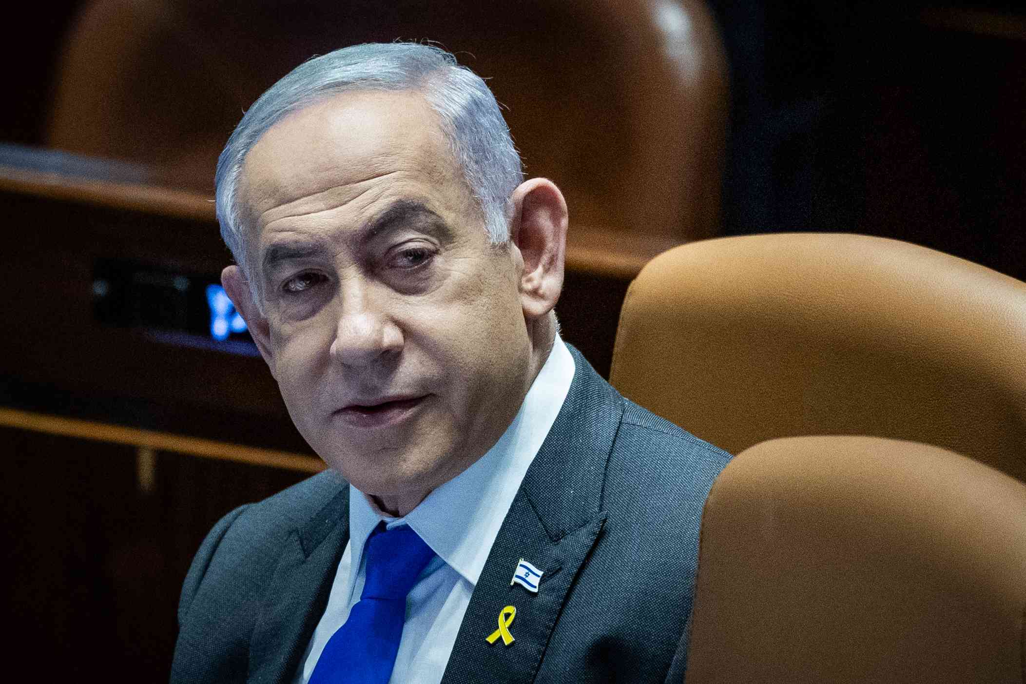 Prime Minister Binyamin Netanyahu. background