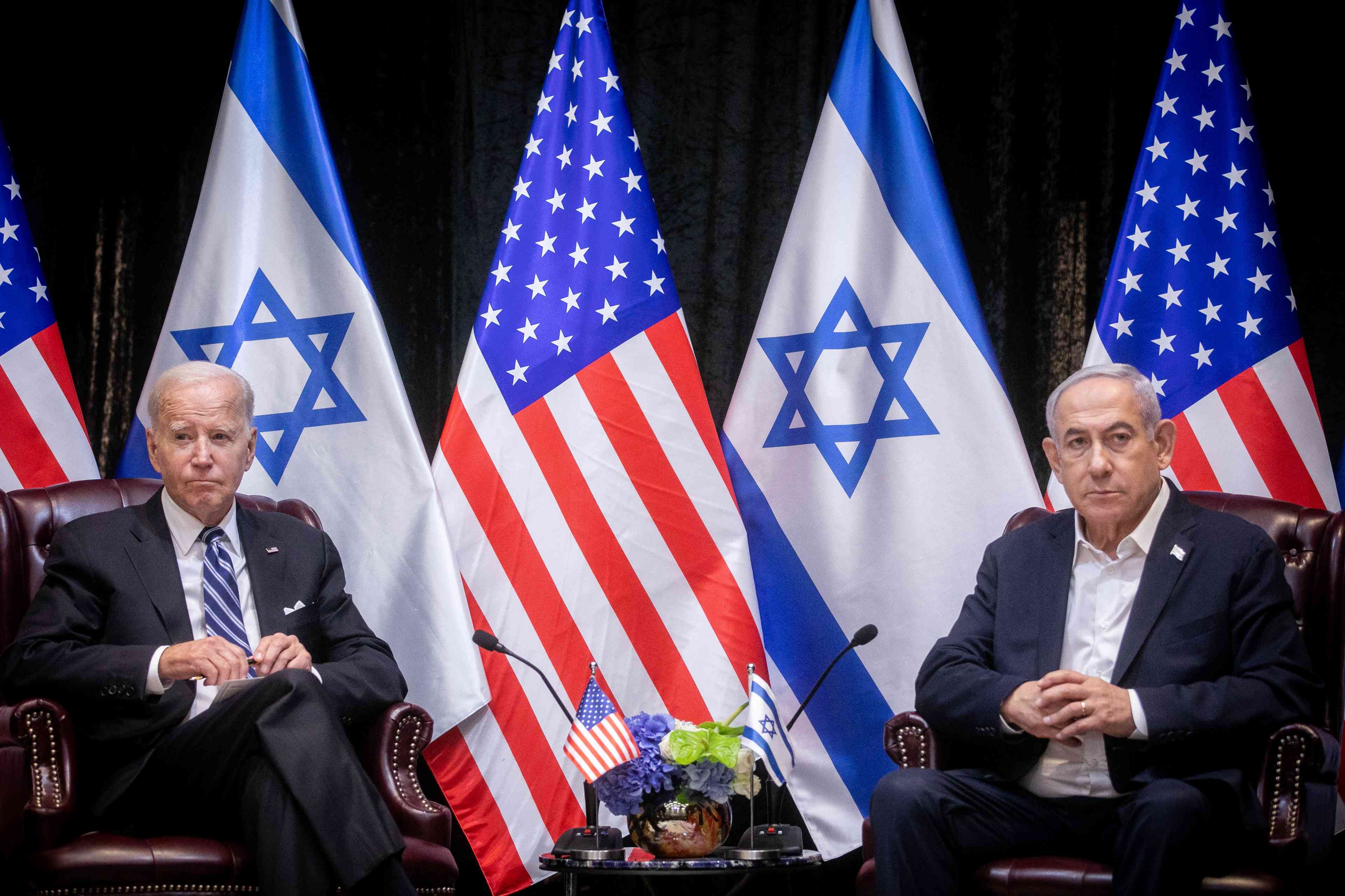 Netanyahu and Biden. background