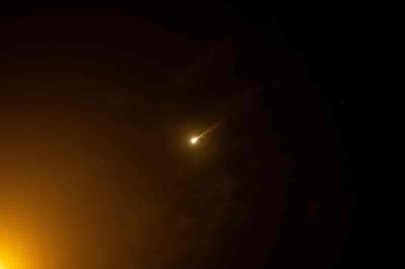 Photo: Arie Leib Abrams/Flash90 background
