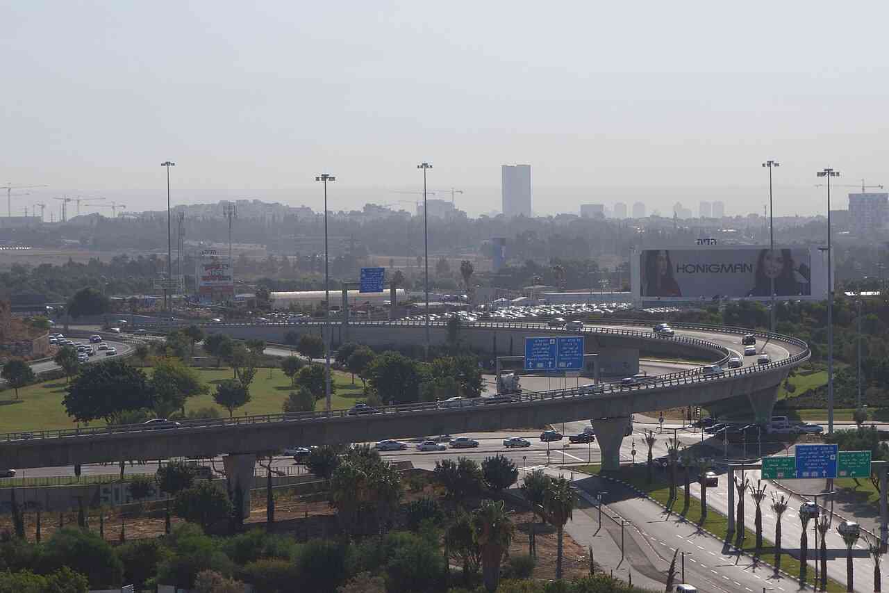 Glilot Junction. background