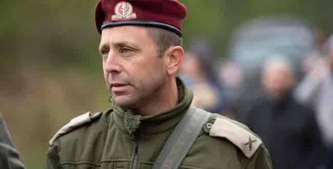 Avi Bluth, Central Command Chief background