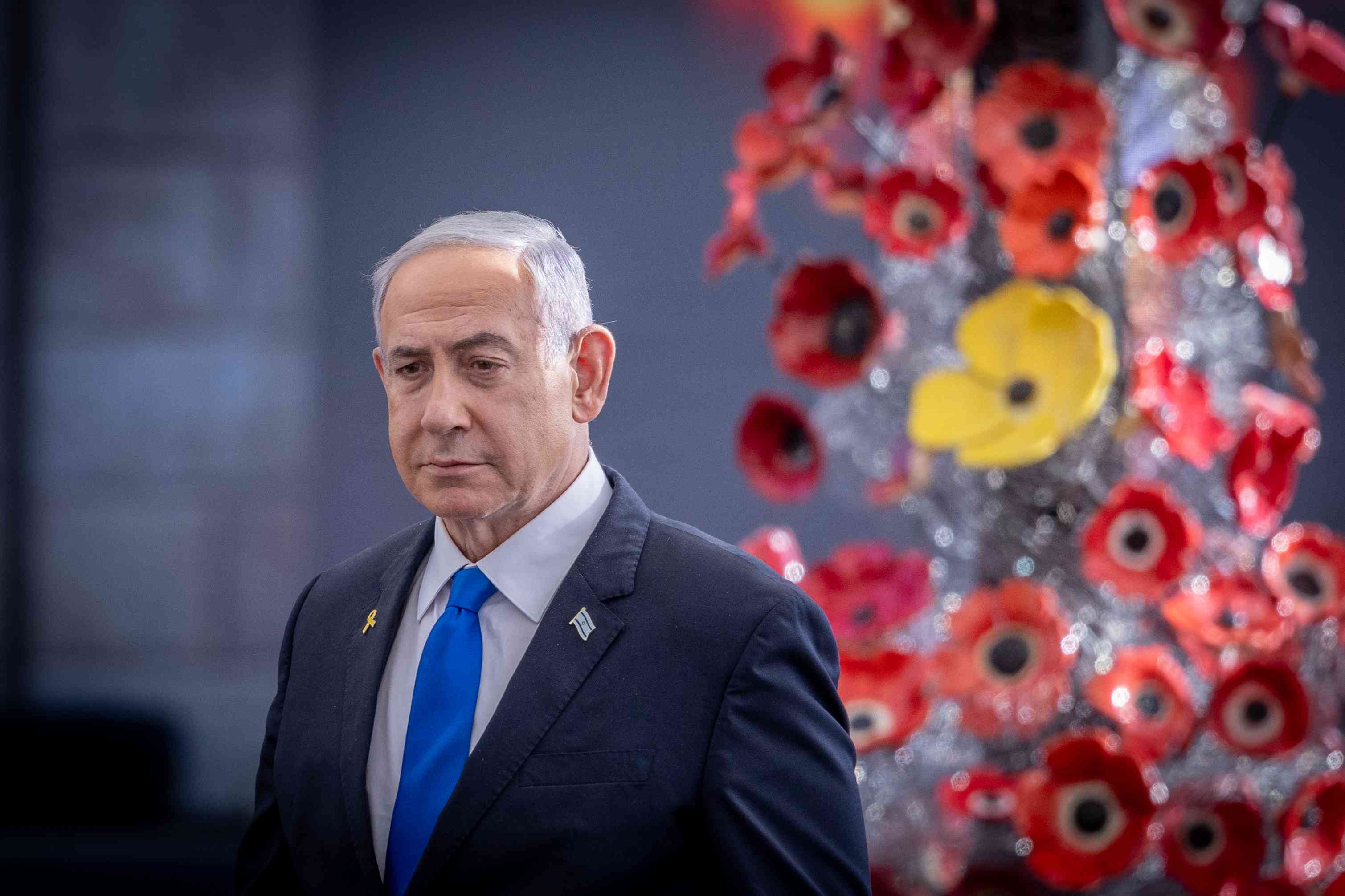 Prime Minister Binyamin Netanyahu. background