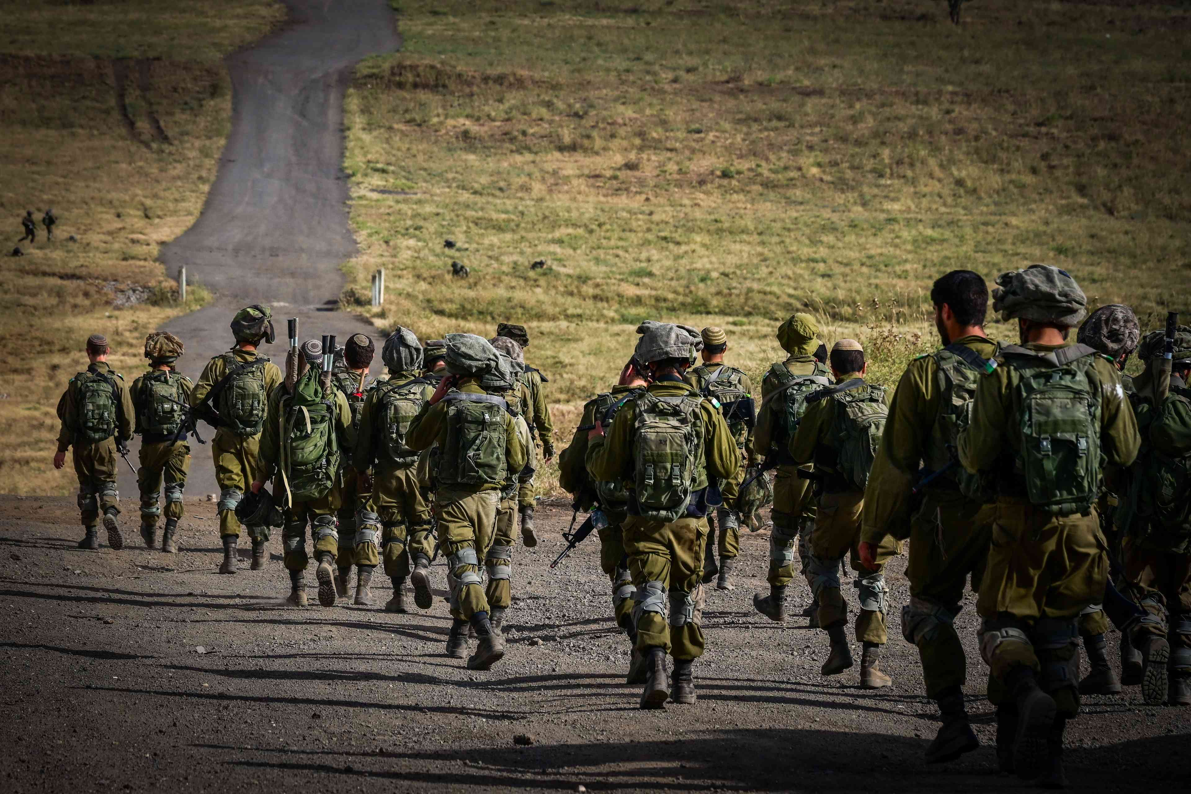 Israeli soldiers from the Golani brigade t background