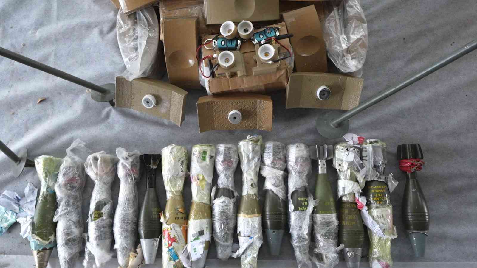 Weapons seized by IDF background