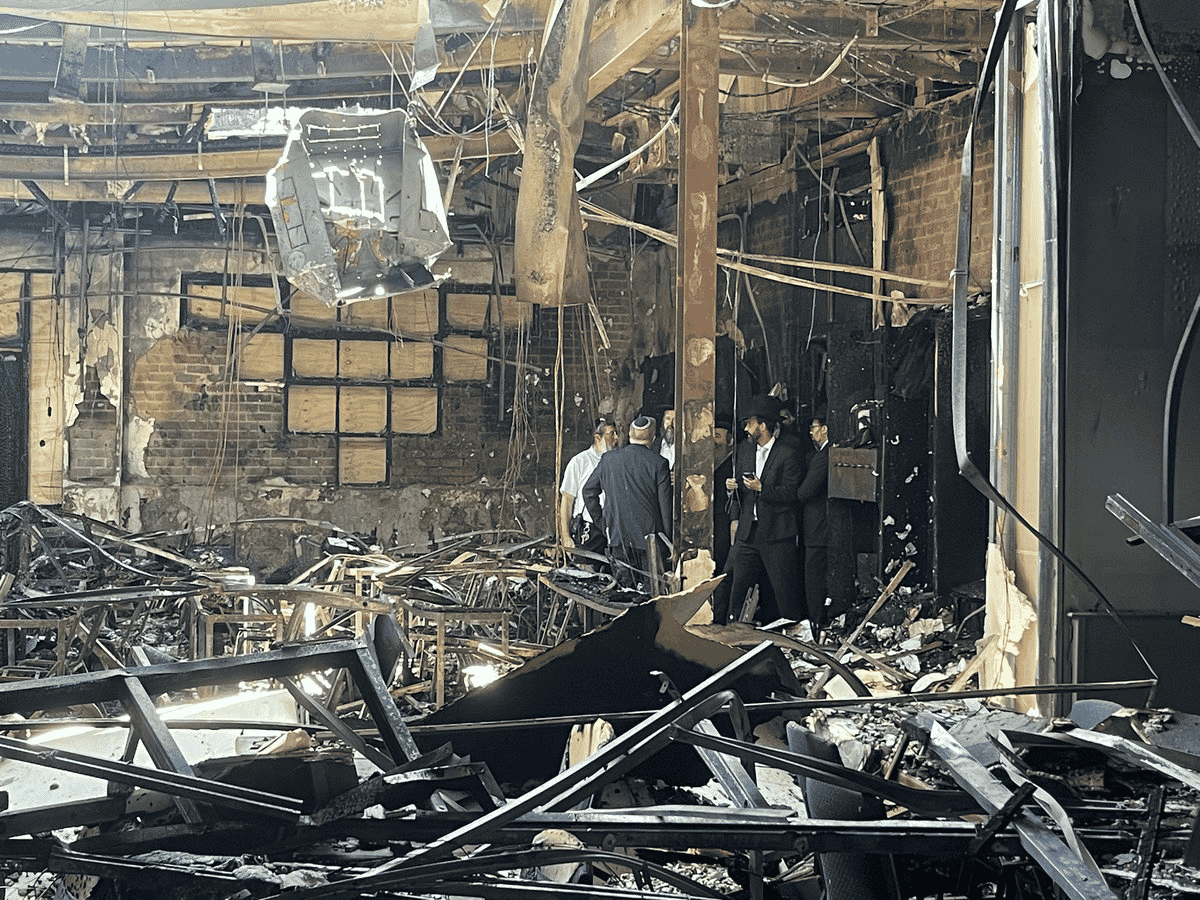 Burnt synagogue in Australia background