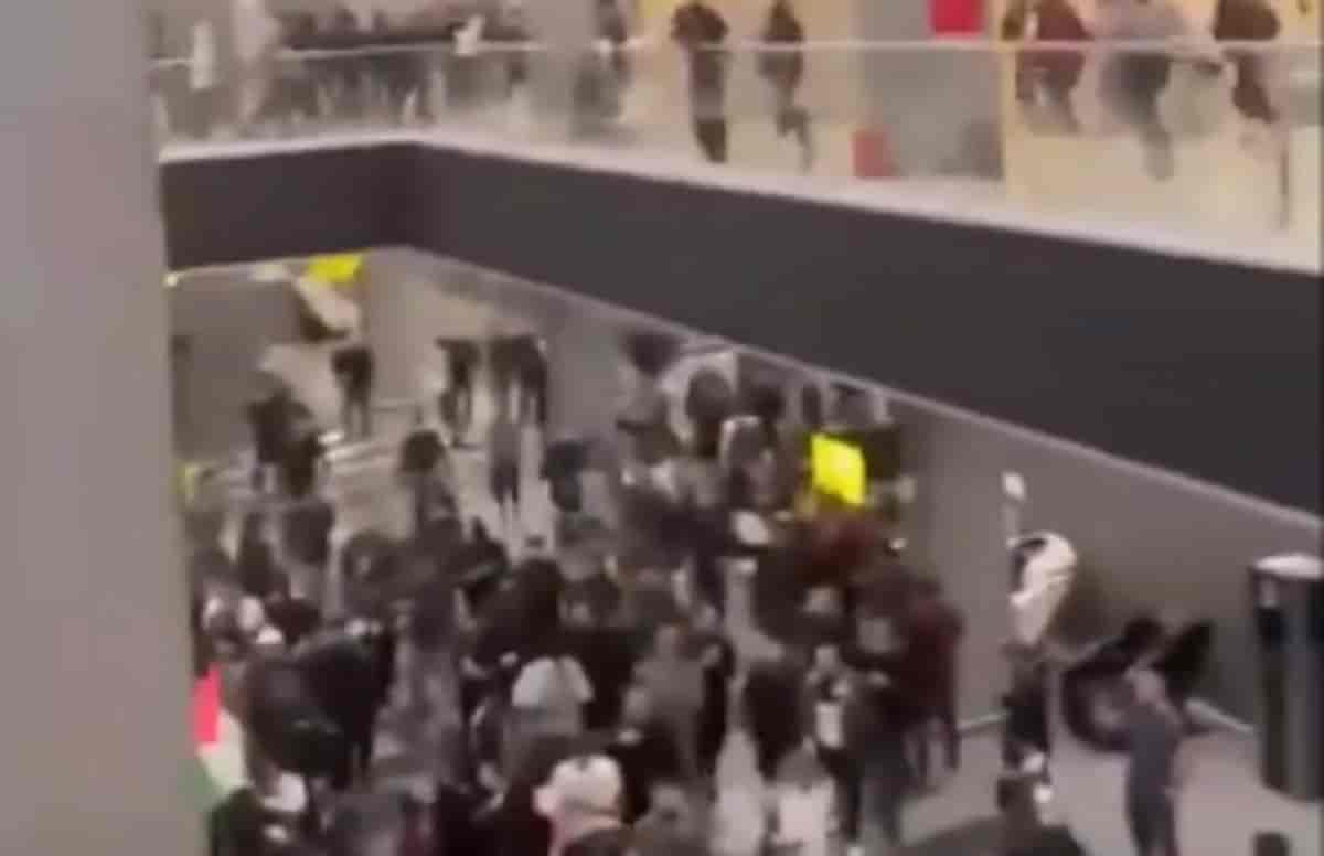 Chaotic scenes at Dagestan airport background